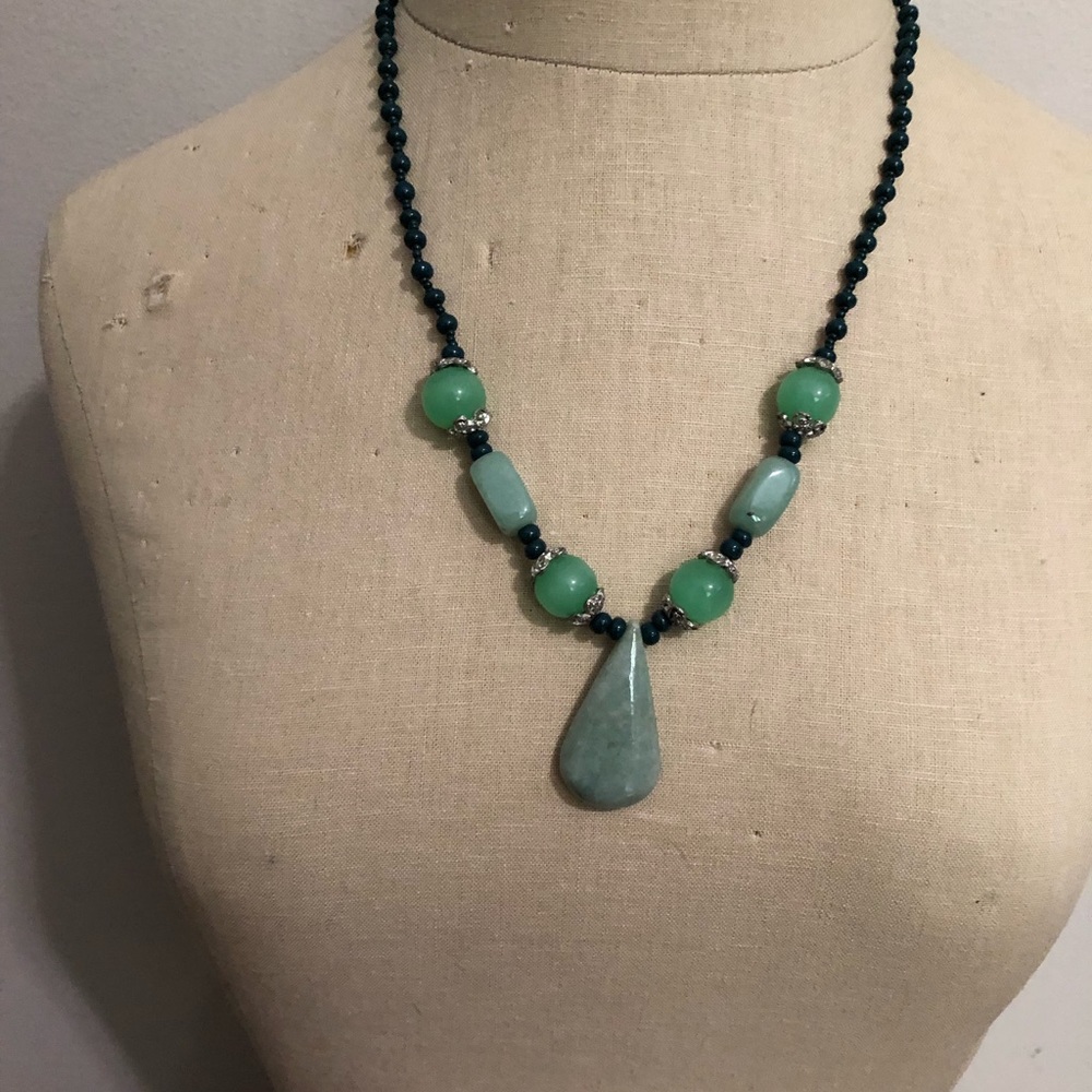 Vintage jade necklace